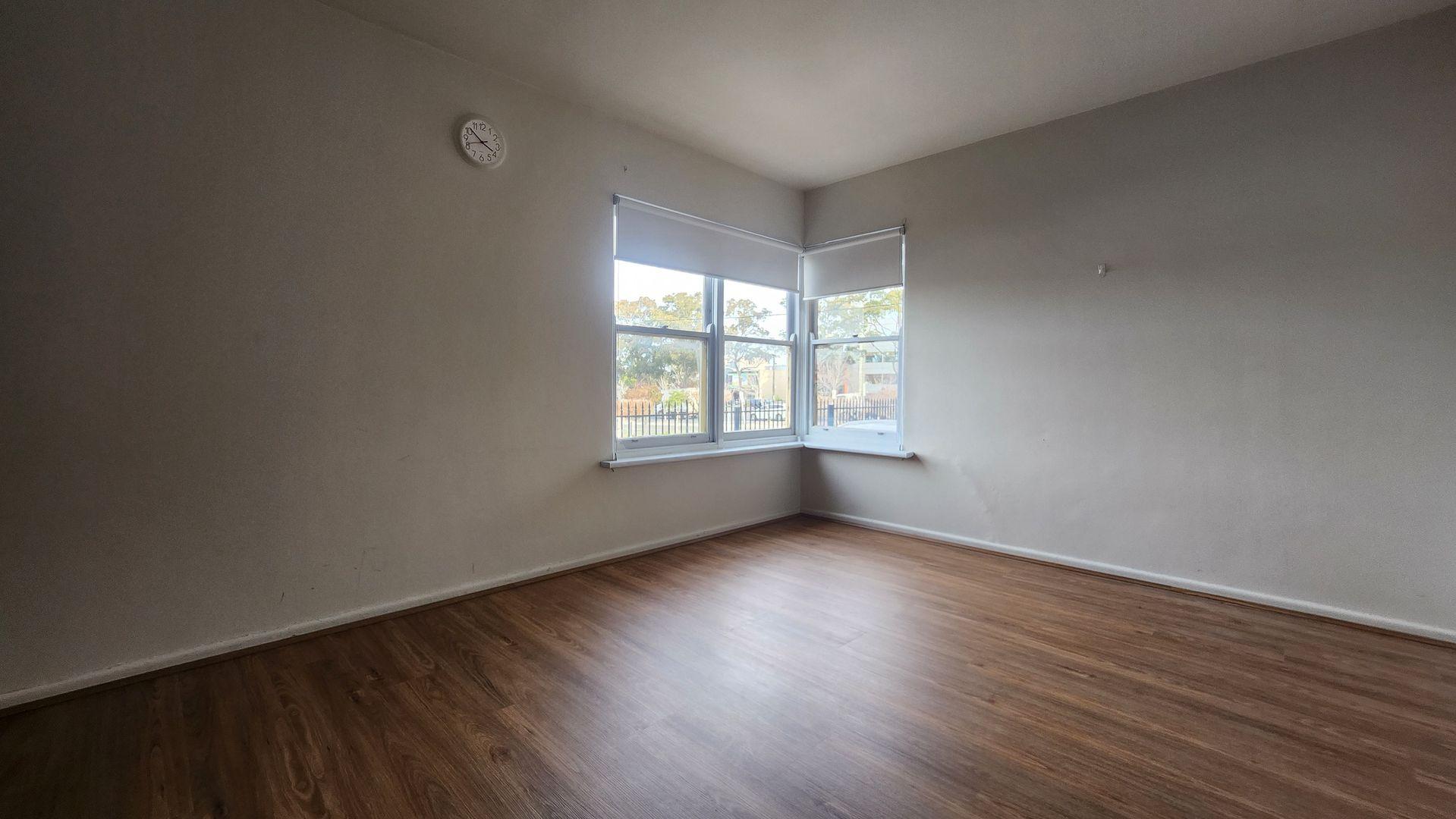 banner-img